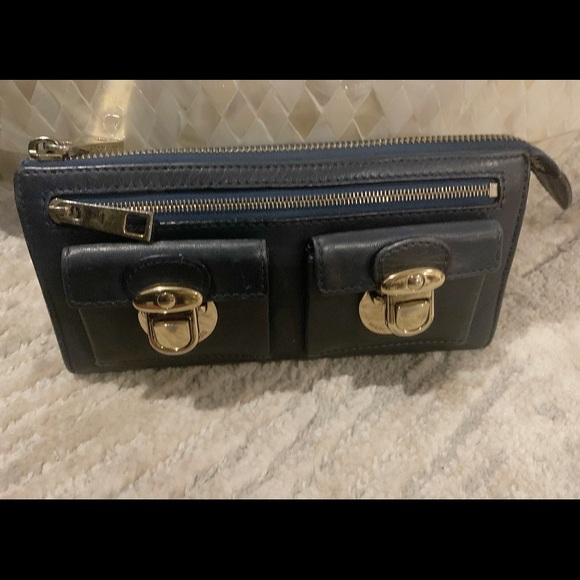 Marc Jacobs wallet - Picture 2 of 3